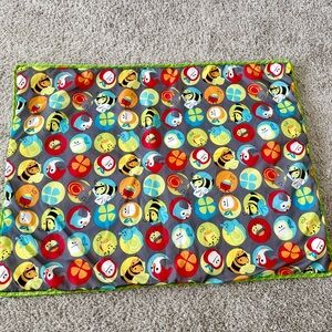 Water resistant tummy time/play mat